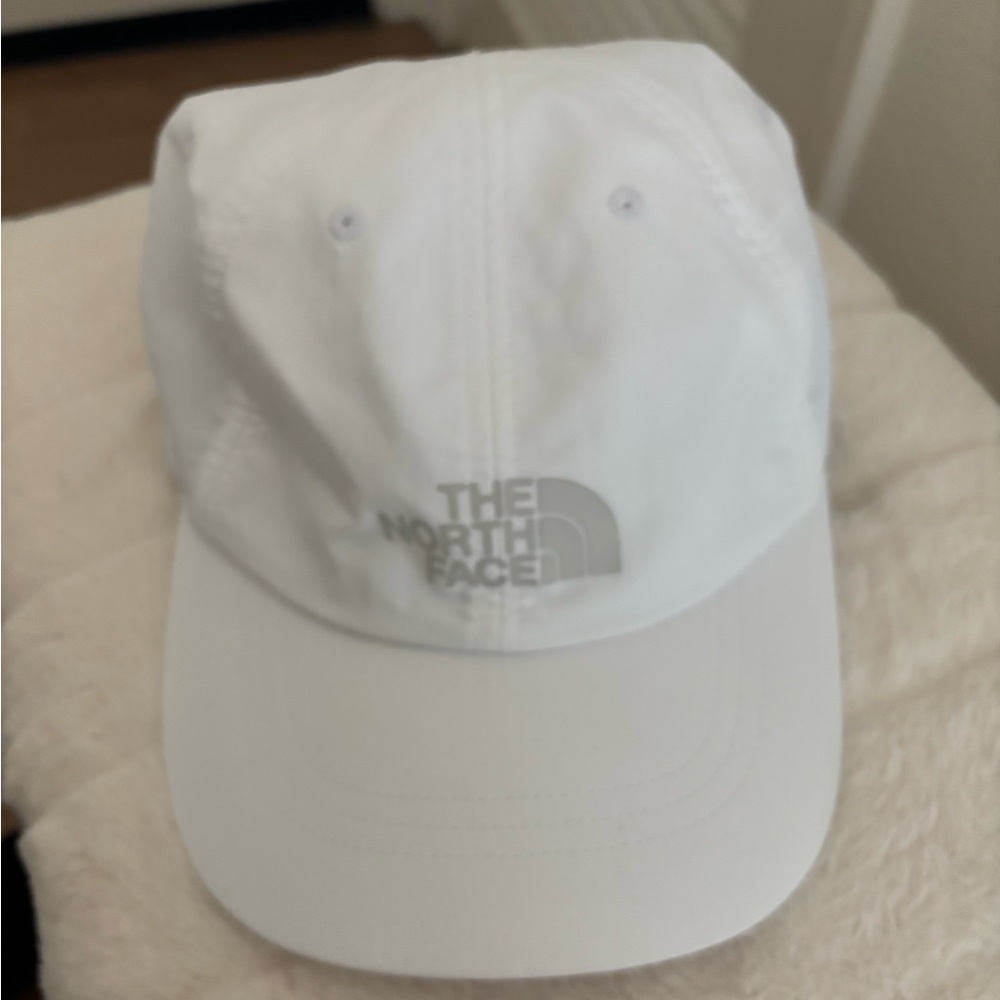 The North Face Classic White Hat